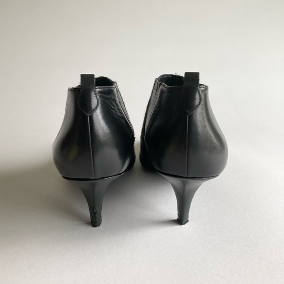 Kenneth Cole Black Genuine Leather Real Fur Point Toe Heeled Ankle Boots size 9 - Picture 9 of 16